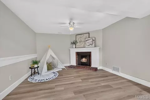 930 Bellestri Dr, Ballwin, MO 63021 photo 27