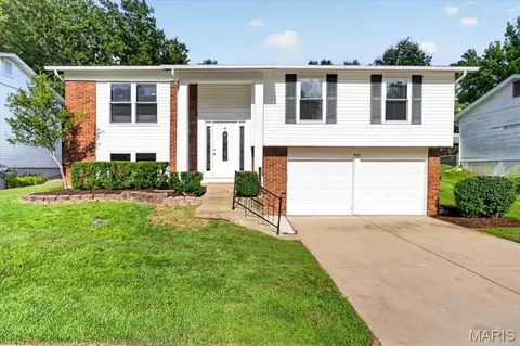 930 Bellestri Dr, Ballwin, MO 63021 photo 43