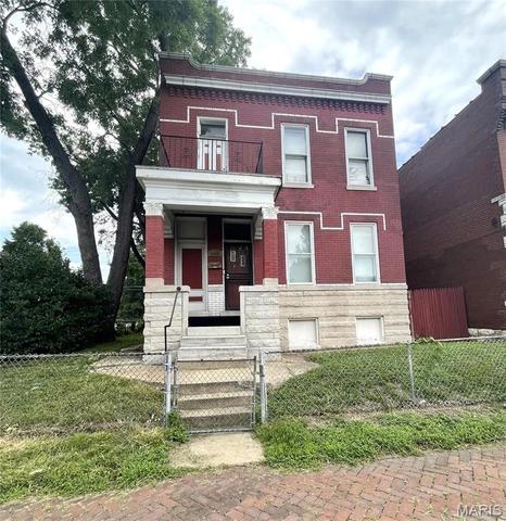 2849 Chippewa St, Saint Louis, MO 63118