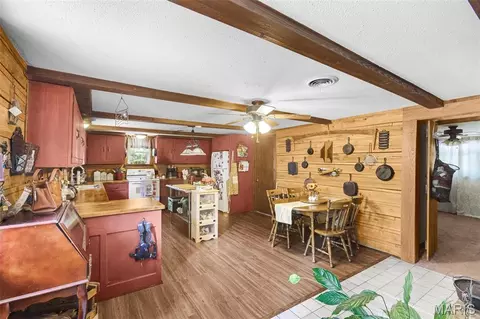 Kitchen - 16343 Shady Mount Dr, Dexter, MO 63841 photo 1 of 5
