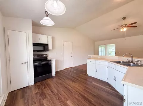 Kitchen - 1354 Great Warrior Dr, O'fallon, MO 63366 photo 1 of 1