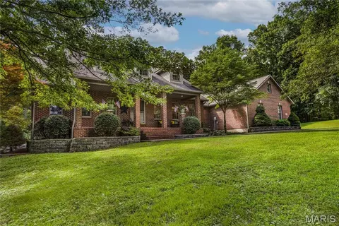 Exterior - 662 Carolina Pl, Jackson, MO 63755 photo 3 of 13
