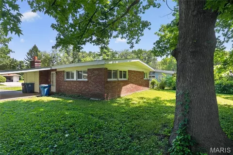 6851 Woodhurst Dr, Berkeley, MO 63134 photo 17