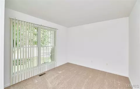 Bedroom - 556 Boulder River Dr, O'fallon, MO 63368 photo 3 of 4