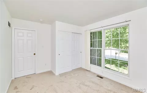 Bedroom - 556 Boulder River Dr, O'fallon, MO 63368 photo 2 of 4