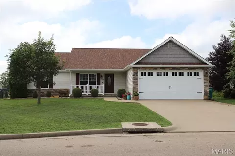 546 Northhaven Dr, Farmington, MO 63640