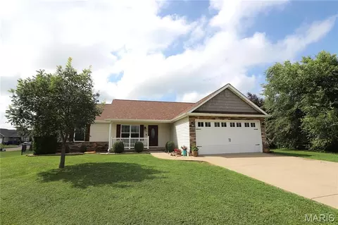546 Northhaven Dr, Farmington, MO 63640