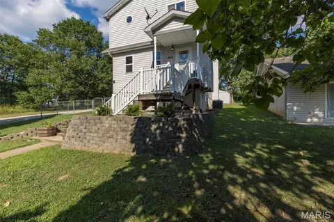 Other - 803 E 3rd St, De Soto, MO 63020 photo 1 of 8
