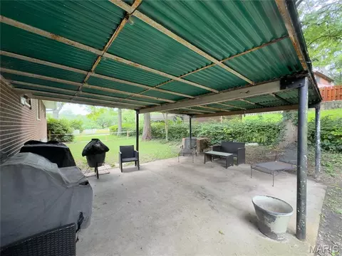 Exterior - 2035 Valmont Dr, Arnold, MO 63010 photo 6 of 11