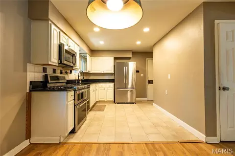 Kitchen - 2035 Valmont Dr, Arnold, MO 63010 photo 2 of 2