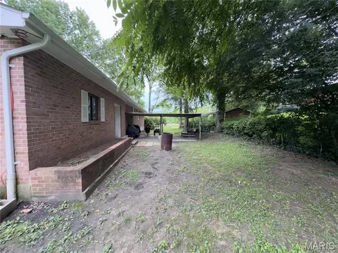 Exterior - 2035 Valmont Dr, Arnold, MO 63010 photo 5 of 11