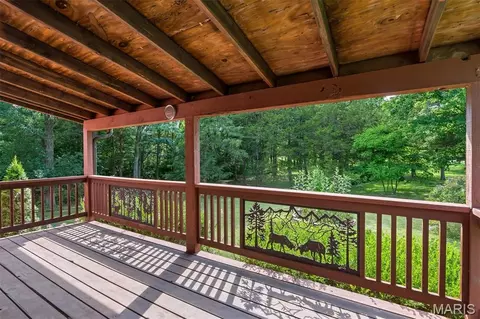 Exterior - 15740 Ruby Ln, Wright City, MO 63390 photo 3 of 15