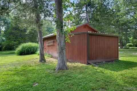 Exterior - 15740 Ruby Ln, Wright City, MO 63390 photo 10 of 15