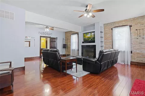 312 E Madison St, Millstadt, IL 62260