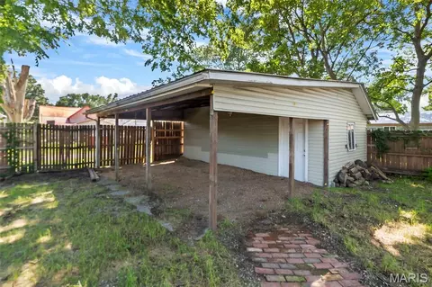 212 W Davidson Ave, Chaffee, MO 63740 photo 6