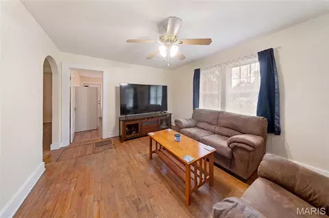 207 S Olive St, Rolla, MO 65401 photo 4