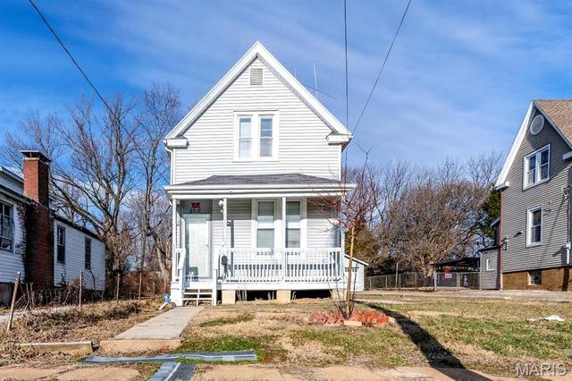 2017 Switzer Ave, Jennings, MO 63136