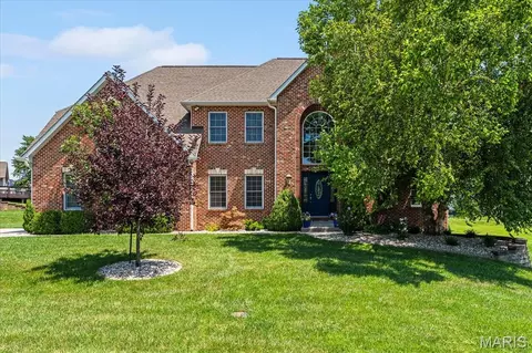 6520 Cypress Ct, Millstadt, IL 62260