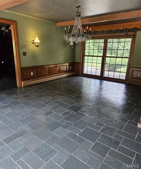 Dining - 1 Meadowbrook Hts, Hannibal, MO 63401 photo 1 of 1
