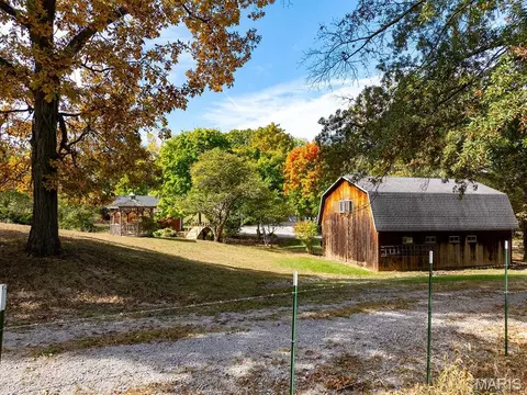 Exterior - 1 Meadowbrook Hts, Hannibal, MO 63401 photo 7 of 22