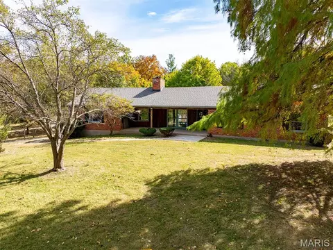 Exterior - 1 Meadowbrook Hts, Hannibal, MO 63401 photo 14 of 22