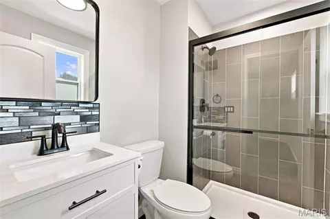 Bath - 3532 Circle Dr, Imperial, MO 63052 photo 1 of 6