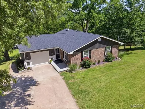 Exterior - 3532 Circle Dr, Imperial, MO 63052 photo 4 of 21