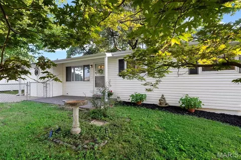 Exterior - 1757 Engle Dr, Arnold, MO 63010 photo 9 of 9