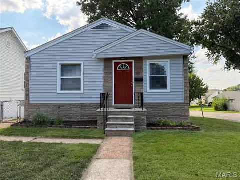 3345 Macklind Ave, Saint Louis, MO 63139