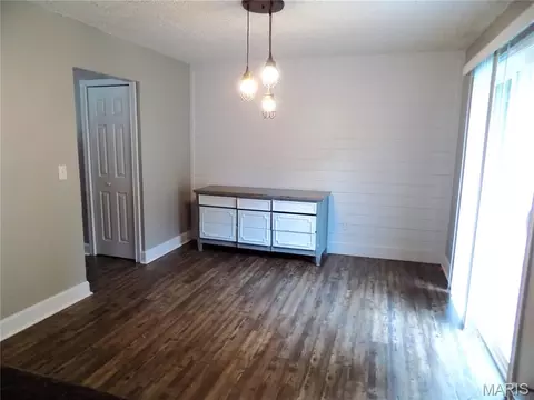 Dining - 1605 Mccutchen Rd, Rolla, MO 65401 photo 1 of 1