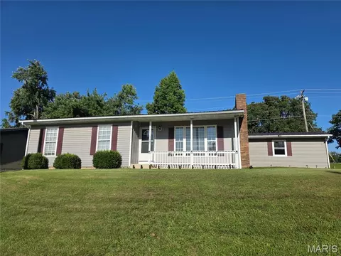 Exterior - 1605 Mccutchen Rd, Rolla, MO 65401 photo 1 of 7