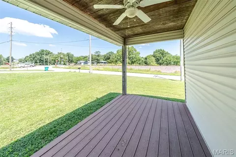 Exterior - 2 Iron Hill Ct, Saint Clair, MO 63077 photo 4 of 5