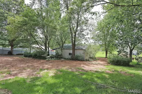 Exterior - 5049 State Highway 72, Jackson, MO 63755 photo 6 of 20