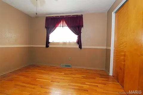 Bedroom - 5049 State Highway 72, Jackson, MO 63755 photo 3 of 5