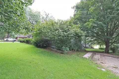 Exterior - 5049 State Highway 72, Jackson, MO 63755 photo 5 of 20