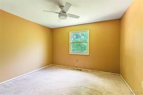 Bedroom - 71 Shady Oaks Dr, Eureka, MO 63025 photo 3 of 4