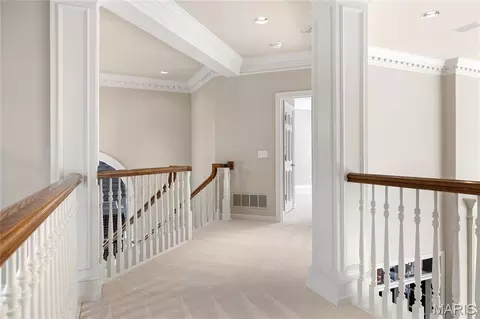 Entry Way - 41 Manderleigh Est, Frontenac, MO 63131 photo 4 of 4