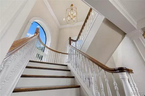 Entry Way - 41 Manderleigh Est, Frontenac, MO 63131 photo 2 of 4