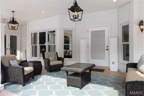 Exterior - 41 Manderleigh Est, Frontenac, MO 63131 photo 15 of 17