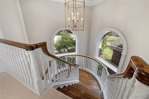 Entry Way - 41 Manderleigh Est, Frontenac, MO 63131 photo 3 of 4