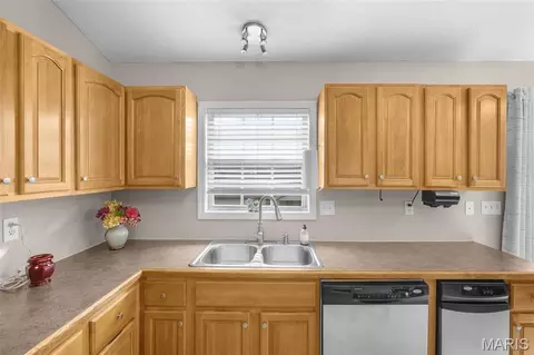 Kitchen - 385 Spring Hill Rd, Jackson, MO 63755 photo 3 of 4