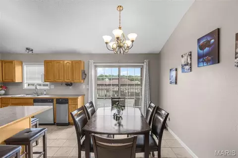 Dining - 385 Spring Hill Rd, Jackson, MO 63755 photo 2 of 2