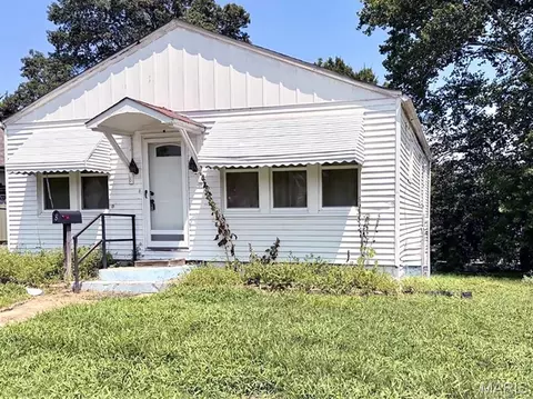Exterior - 8 Lindner Ln, Union, MO 63084 photo 2 of 4