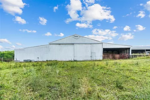 Other - 3810 Sunny Rd, Washington, MO 63090 photo 7 of 10