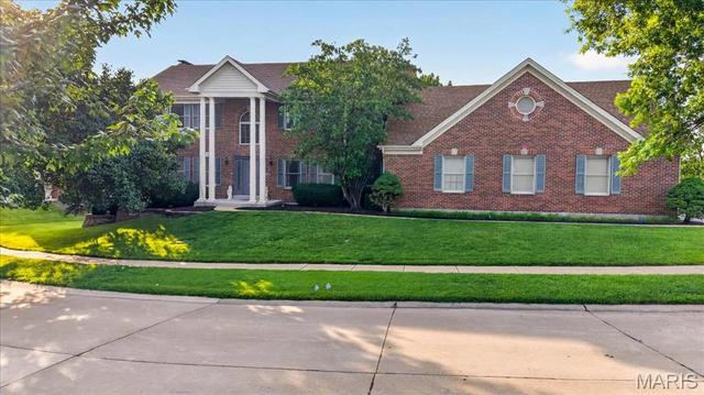 2259 Sycamore Dr, Chesterfield, MO 63017