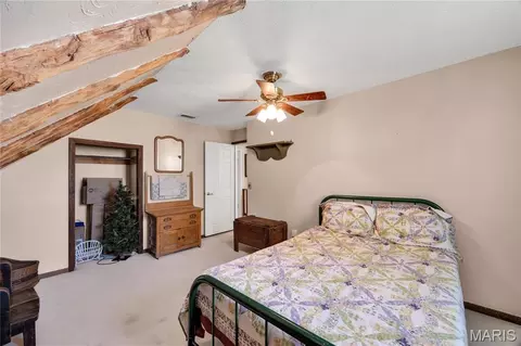 Bedroom - 2302 Berkemeyer Rd, Hermann, MO 65041 photo 10 of 12