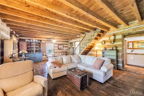 Living - 2302 Berkemeyer Rd, Hermann, MO 65041 photo 3 of 5
