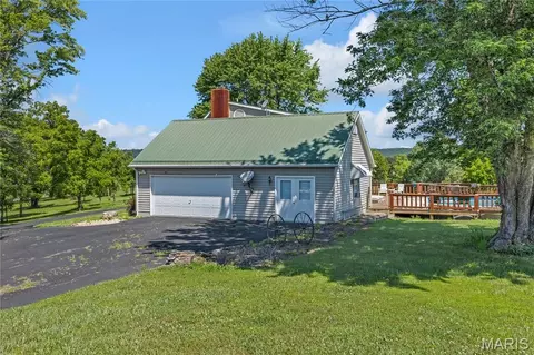 Exterior - 2302 Berkemeyer Rd, Hermann, MO 65041 photo 6 of 22