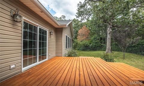 Exterior - 10470 Pine Needle Cir, Rolla, MO 65401 photo 4 of 9