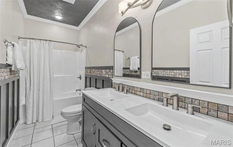 Bath - 10470 Pine Needle Cir, Rolla, MO 65401 photo 5 of 5